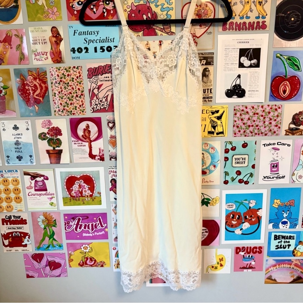 VINTAGE Lace Elegant Cream Lace fairycore lingerie Slip Dress
